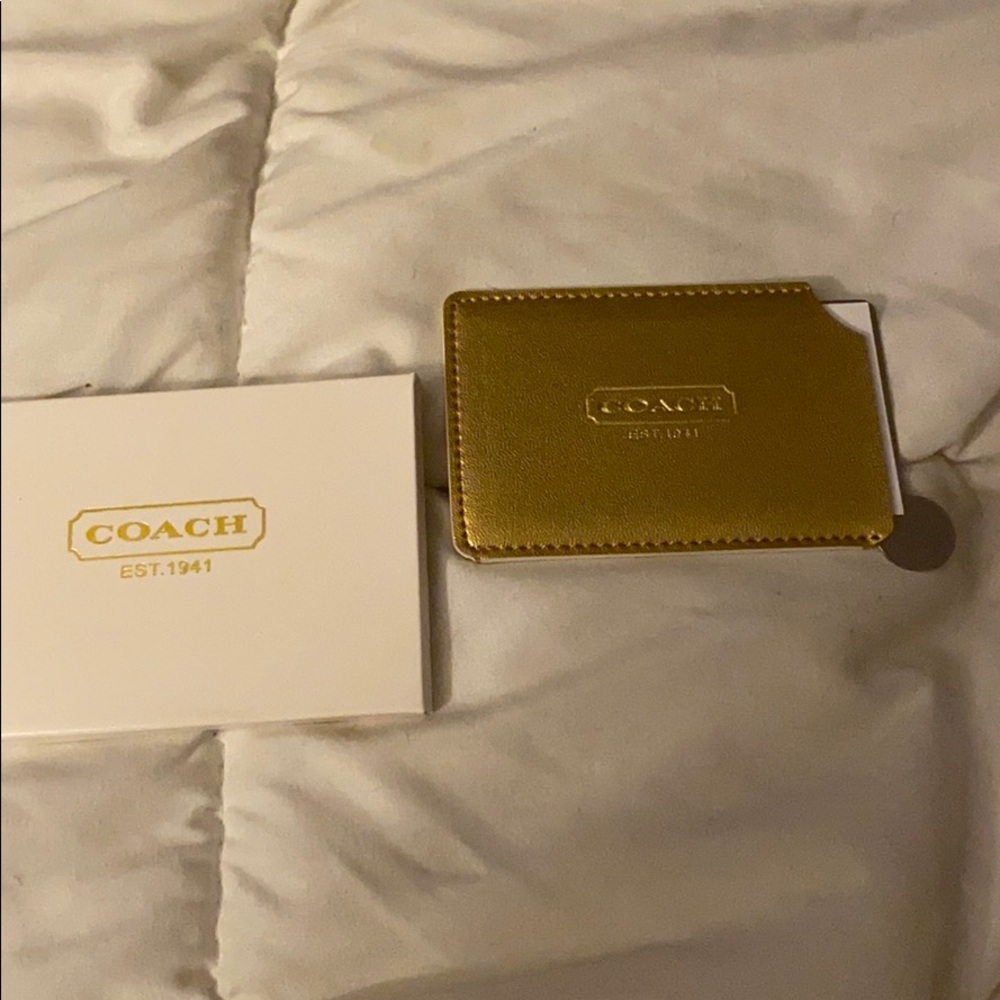 Pocket mirror gold coach
